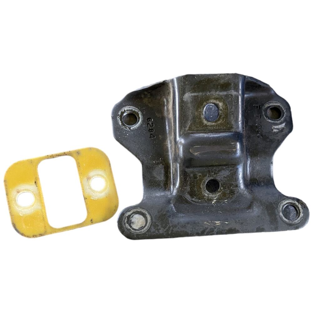 Genuine Front Engine Motor Mount BASE PLATE Only Chevy Suburban 2007 4wd
